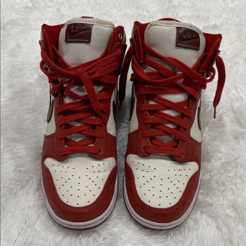 Nike Men's Red and White High-Top Sneakers - Picture 8 of 10